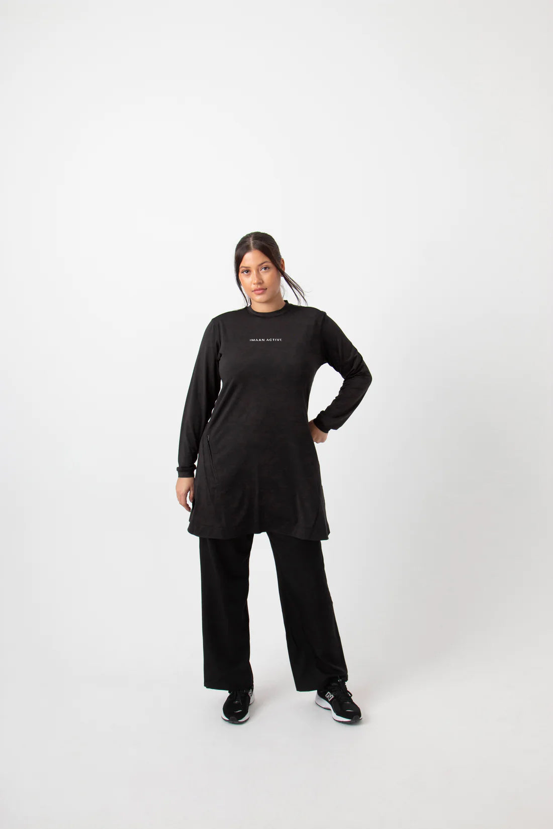 Relaxed Fit Top - Black - Logo