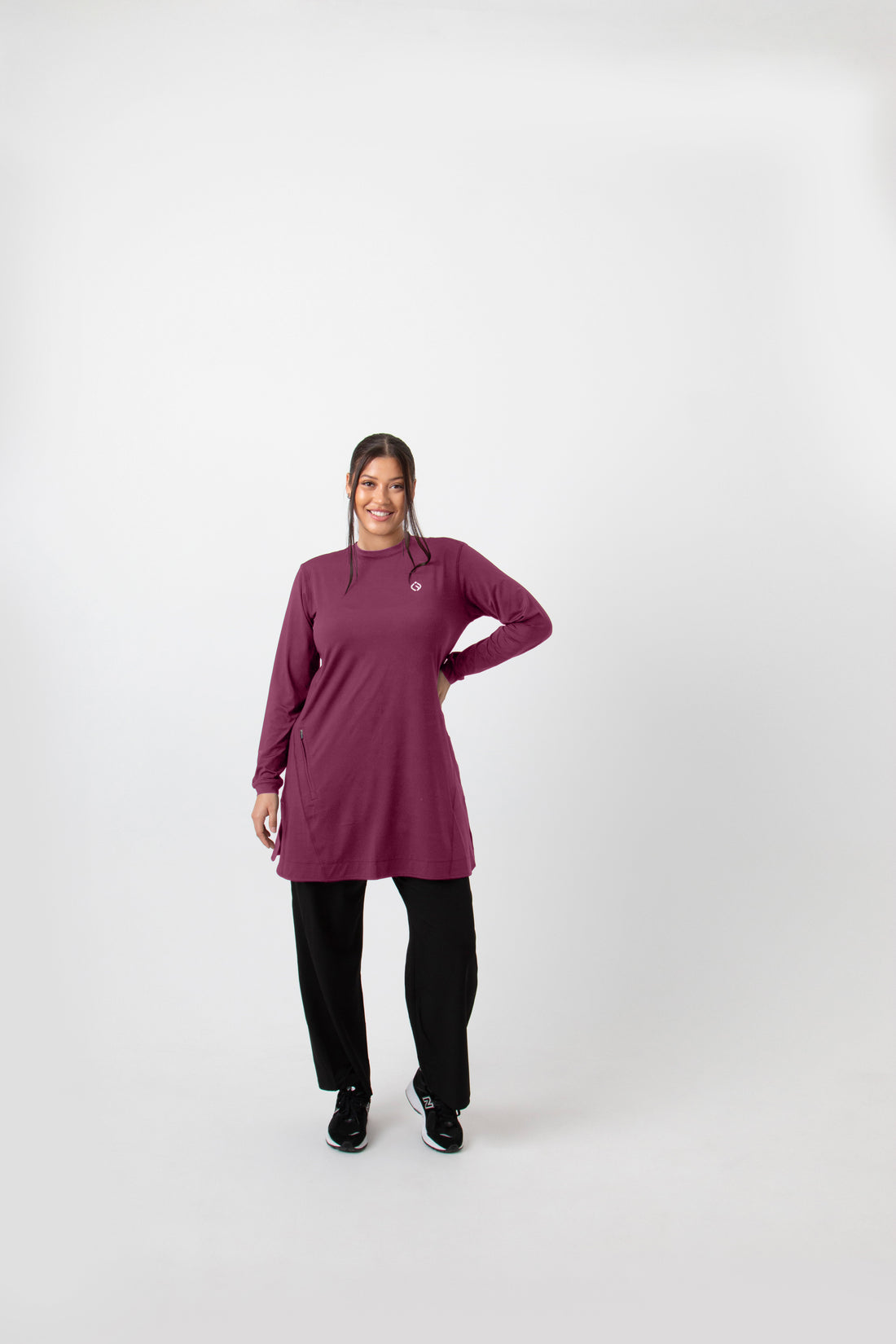 Performance Top - Dignitii, Best Modest Sportswear Tops, Long Sleeves  Loose Workout top, Modest Islamic Activewear